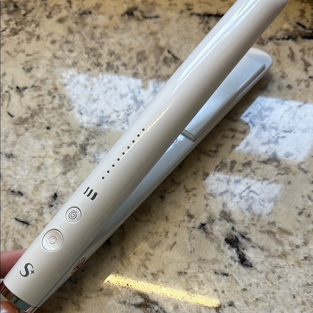 White Hair Straightener